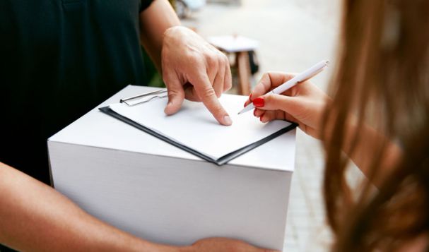 中俄包裹10日送達：俄羅斯善郵初創(chuàng)快遞服務如何與阿里巴巴速賣通較量